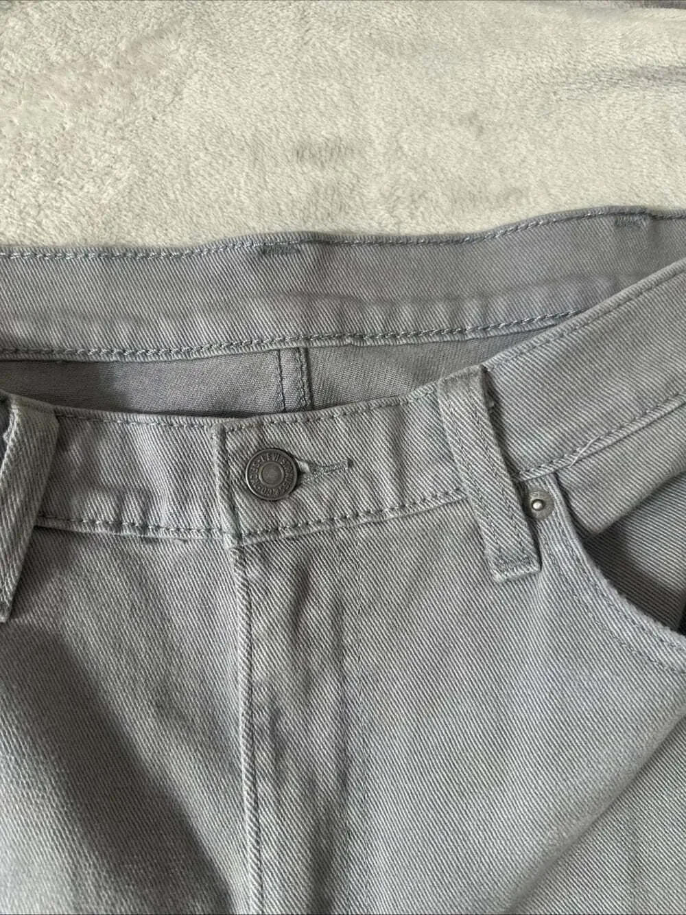 Levi’s 514 Jeans Men 38x30 Gray Straight Leg Denim Classic Fit